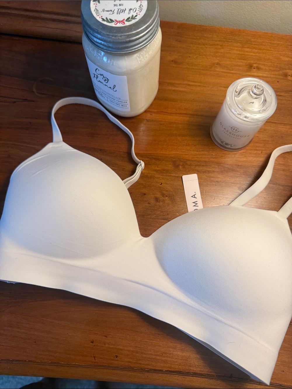 SOMA Seamless White T-Shirt Bra NWT